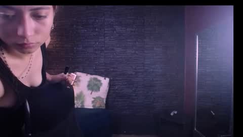 Snapshot of lizzie_collin chatting on 25, 9, 2025 Lizzie online show from 25, 9, 2025