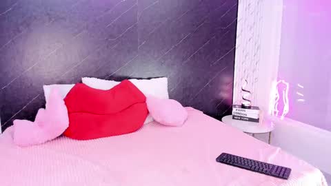 I am Lizz online show from 7, 3, 2025