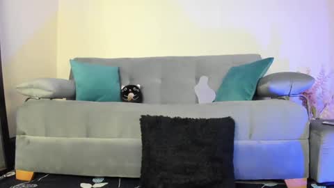 Snapshot of lizzyroses chatting on 13, 10, 2025 Elizabeth but call me Lizz  online show from 13, 10, 2025