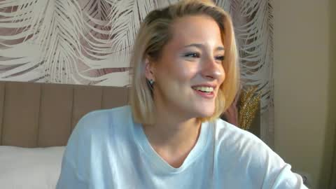 lizzysin online show from 17, 4, 2026