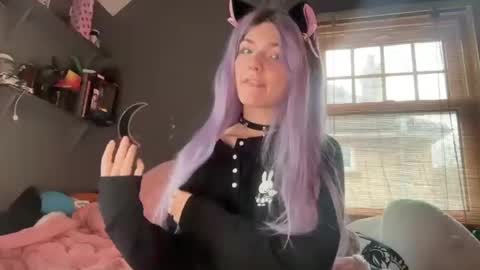 lizzybunny online show from 12, 2, 2025