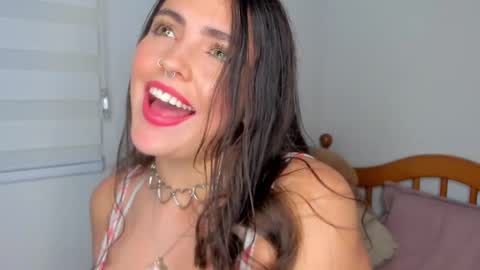 Snapshot of llanna_ chatting on 10, 2, 2025 Llanna online show from 10, 2, 2025