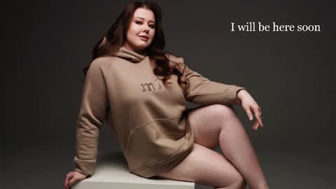 Snapshot of llia_orgel chatting on 14, 12, 2025 Lia online show from 14, 12, 2025