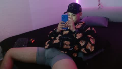 Snapshot of lliamm_2 chatting on 22, 1, 2025 lliamm 2 online show from 22, 1, 2025