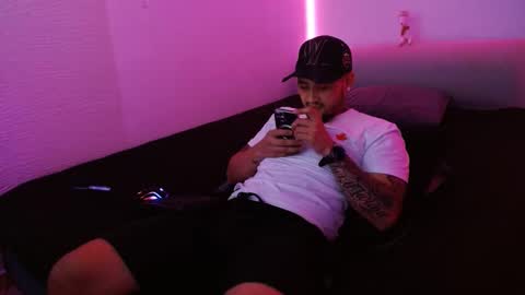 Snapshot of lliamm_2 chatting on 26, 1, 2025 lliamm 2 online show from 26, 1, 2025