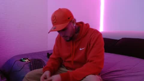 Snapshot of lliamm_2 chatting on 7, 2, 2025 lliamm 2 online show from 7, 2, 2025