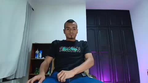 Snapshot of lobo_cockk chatting on 4, 1, 2025 edwin online show from 4, 1, 2025