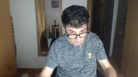 lobosolitario73 online show from 10, 10, 2025