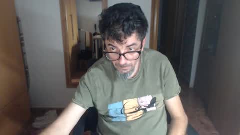 lobosolitario73 online show from 15, 10, 2025