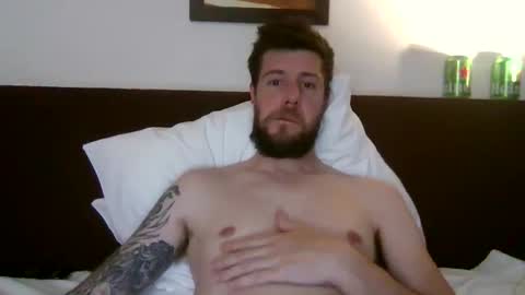 Snapshot of lobotomy54 chatting on 15, 4, 2026 lobo online show from 15, 4, 2026