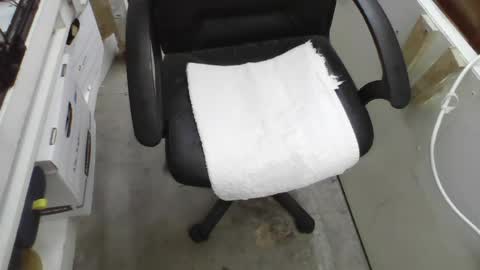 lockedpeepee online show from 28, 7, 2026