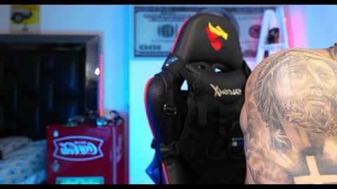 Snapshot of logan_hugh8 chatting on 13, 12, 2024 logan_hugh8 online show from 13, 12, 2024