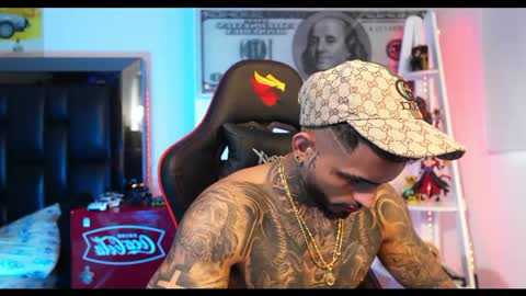 Snapshot of logan_hugh8 chatting on 24, 2, 2025 logan_hugh8 online show from 24, 2, 2025