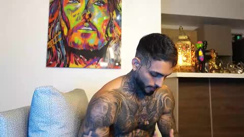 Snapshot of logan_hugh8 chatting on 15, 9, 2025 logan_hugh8 online show from 15, 9, 2025