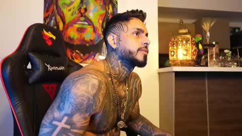 Snapshot of logan_hugh8 chatting on 7, 10, 2025 logan_hugh8 online show from 7, 10, 2025