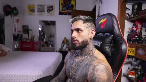 logan_hugh8 online show from 8, 5, 2026