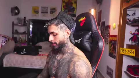 logan_hugh8 online show from 10, 6, 2026