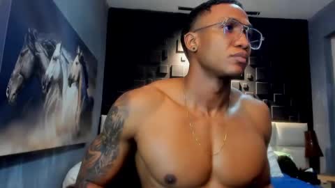 logan_varela online show from 24, 12, 2024