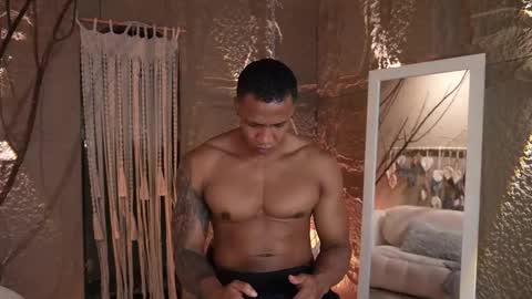 Snapshot of logan_varela chatting on 20, 9, 2025 logan_varela online show from 20, 9, 2025