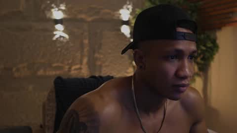 Snapshot of logan_varela chatting on 4, 10, 2025 logan_varela online show from 4, 10, 2025