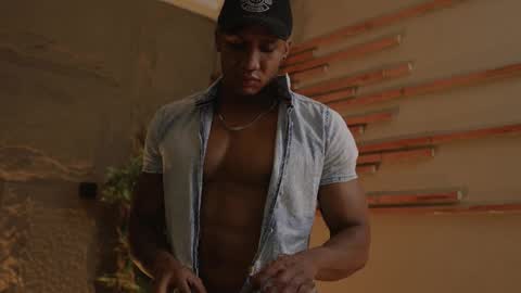 Snapshot of logan_varela chatting on 11, 10, 2025 logan_varela online show from 11, 10, 2025