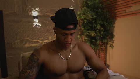 Snapshot of logan_varela chatting on 6, 11, 2025 logan_varela online show from 6, 11, 2025