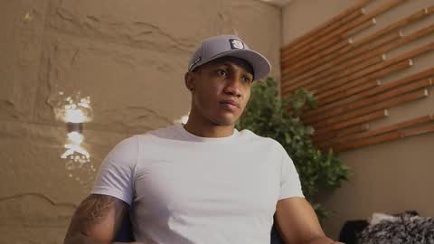 logan_varela online show from 11, 1, 2026