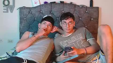 logan_willyams_ online show from 11, 9, 2025