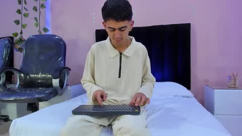 Logan online show from 22, 12, 2025