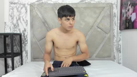 Snapshot of loganjhonson chatting on 11, 10, 2025 loganjhonson online show from 11, 10, 2025