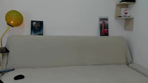 Snapshot of loganoficialx chatting on 23, 10, 2025 loganoficialx online show from 23, 10, 2025