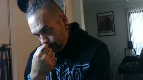 Logan Reaves online show from 15, 12, 2024