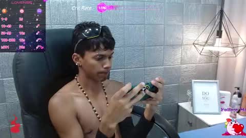 Snapshot of loistwink_1 chatting on 16, 12, 2024 LOUIS online show from 16, 12, 2024