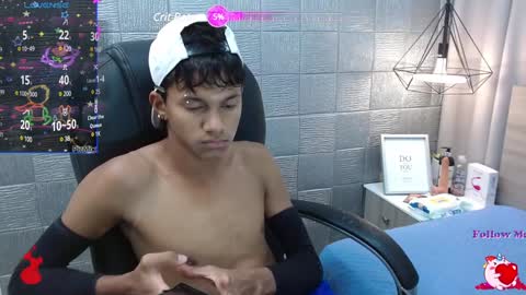 Snapshot of loistwink_1 chatting on 20, 12, 2024 LOUIS online show from 20, 12, 2024
