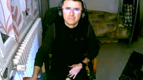 Snapshot of lokoum39 chatting on 15, 2, 2025 lokoum39 online show from 15, 2, 2025