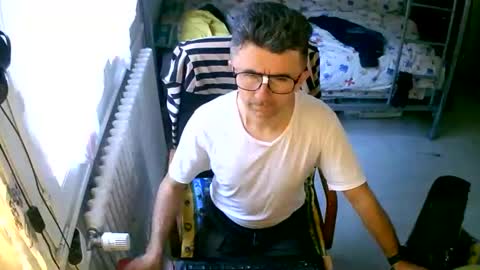 lokoum39 online show from 8, 11, 2025