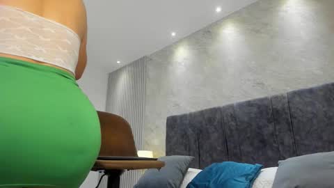 Lola Sweet online show from 9, 11, 2025