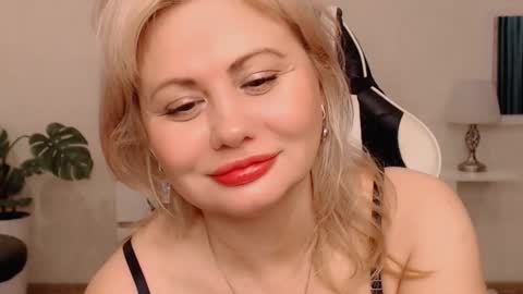 Snapshot of lola_anderson chatting on 26, 10, 2025 Lola online show from 26, 10, 2025