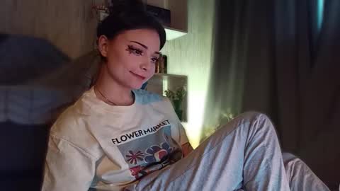 Snapshot of lola_bani_ chatting on 4, 2, 2026 lola online show from 4, 2, 2026