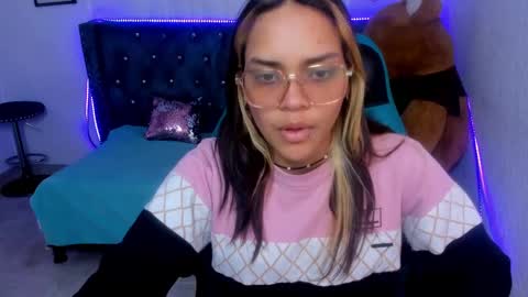 Snapshot of lola_bikers_m chatting on 17, 9, 2025 Lola online show from 17, 9, 2025