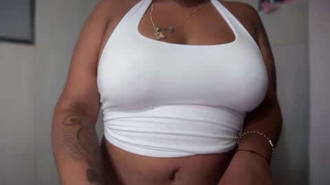 Snapshot of lola_luxe11 chatting on 9, 9, 2025 lola_luxe11 online show from 9, 9, 2025
