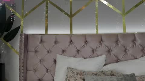 Snapshot of lola_saenz__ chatting on 18, 3, 2026 lola_saenz__ online show from 18, 3, 2026