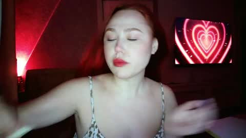 LolaaMint  online show from 10, 5, 2026