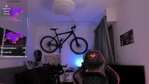 lolaasmith_21 online show from 30, 4, 2026