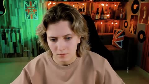 Snapshot of lolaasmus chatting on 11, 12, 2024 I consider myself the god Loki but life just calls me LOL online show from 11, 12, 2024