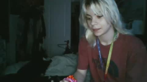 Lola Lixx online show from 11, 12, 2024