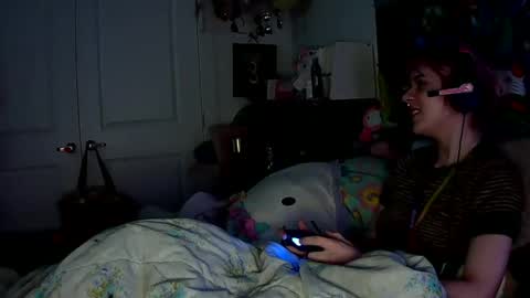 Lola Lixx online show from 7, 2, 2025