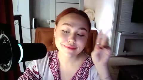 Lola online show from 15, 9, 2025