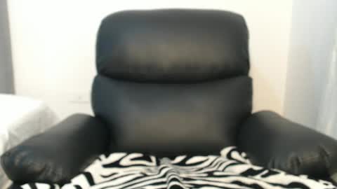 Snapshot of lolapaz3 chatting on 8, 3, 2025 Lola online show from 8, 3, 2025