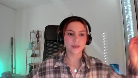 Lola doll online show from 12, 5, 2026